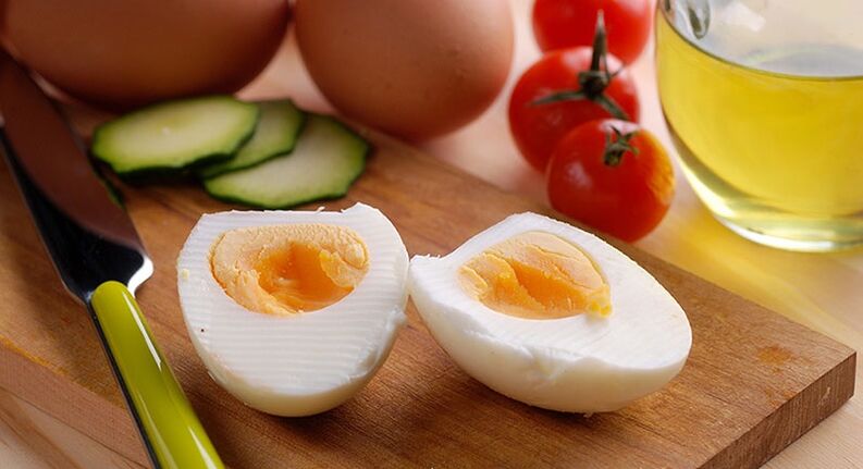 بيض مسلوق وخضروات لانقاص الوزن